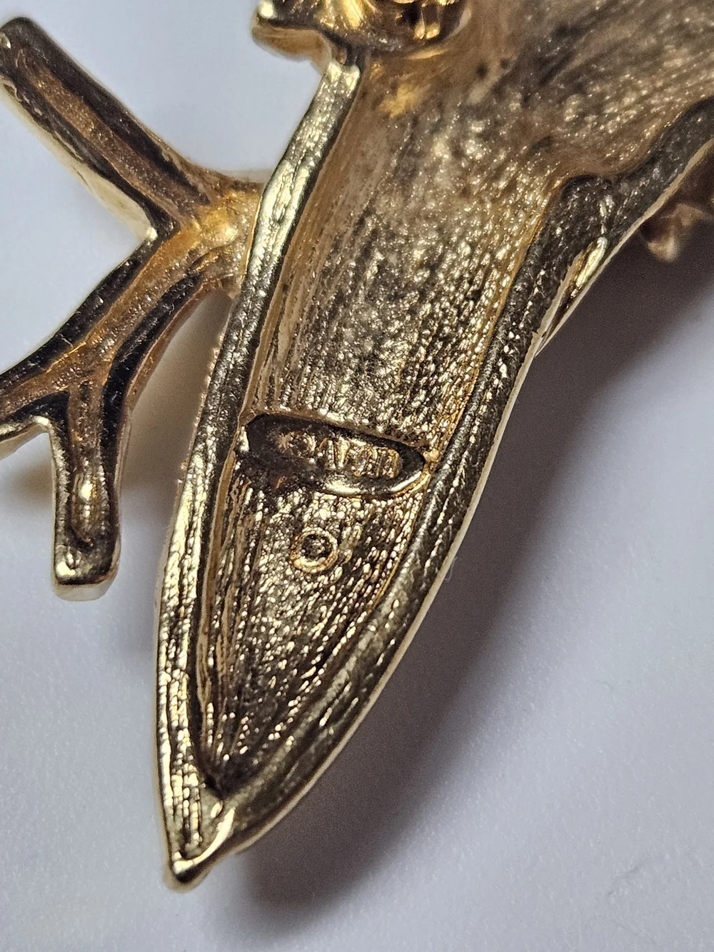 Avon Gold-Tone Parrot Brooch with Iridescent Teal Enamel and Crystals